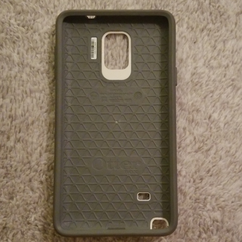 Otter Box - Picture 2 of 2
